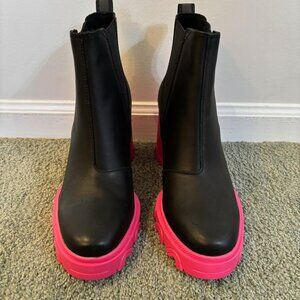 Sorel Black and Pink Rainboots
